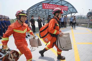 迪亚斯本赛季首发9次打进5球，追平此前在米兰32次首发进球数量